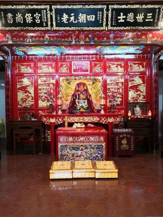 今天是公元2024年8月4日，甲辰年农历七月初一是丁府八千岁诞辰日
“丁府八千岁