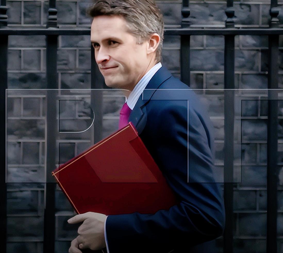 美国要撒手了！最近布鲁塞尔开了一场关于乌克兰防务的会议，会上宣布了一个消息，西方