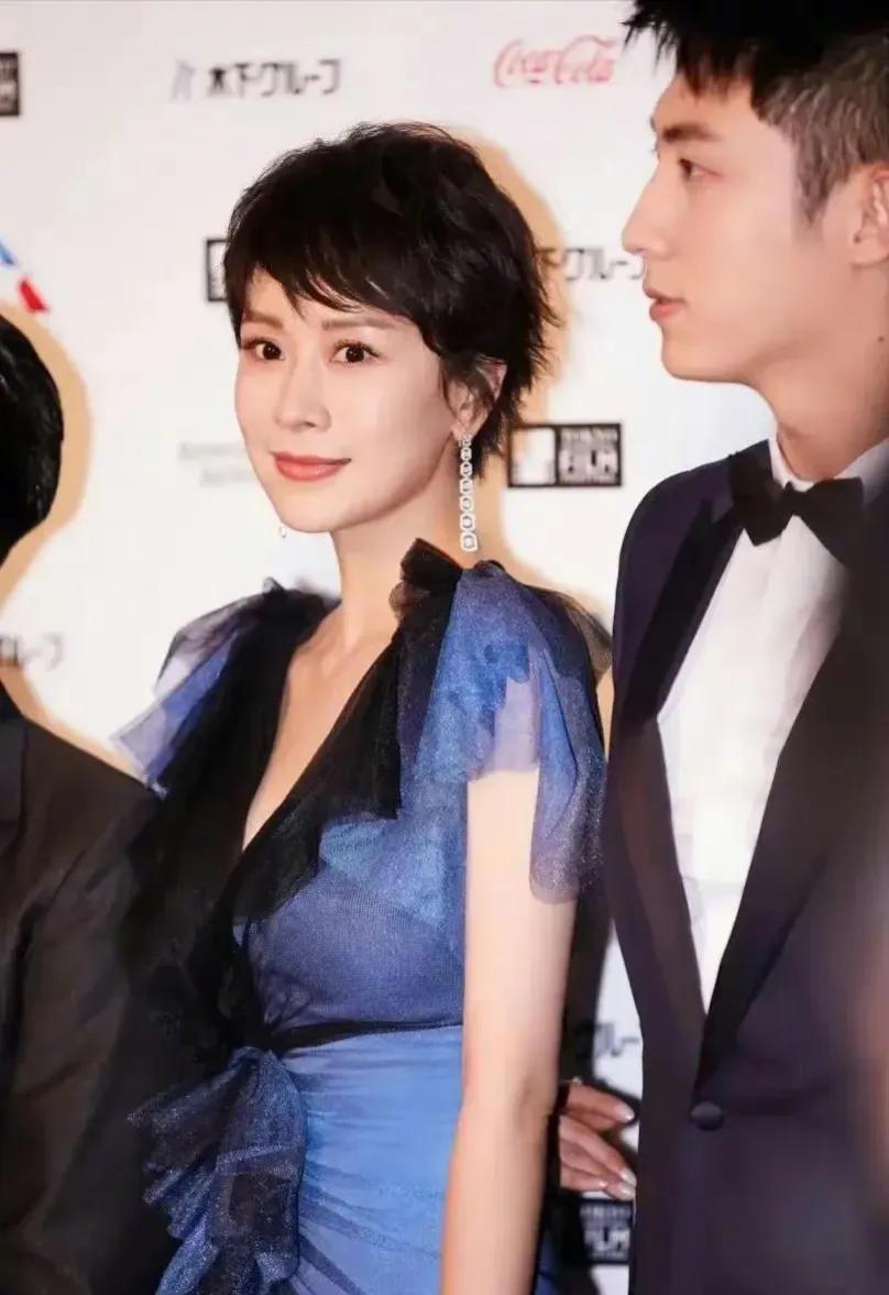 海清，重新定义了什么叫女演员。

以前一直以为千面影帝都产自男演员，比如张国立，