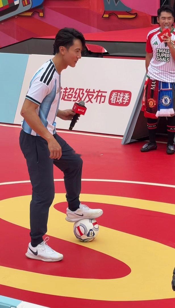世界杯笑点过于密集了 世界杯欢乐名场面扎堆，笑点多到数不过来！潮流尖货同步上新，