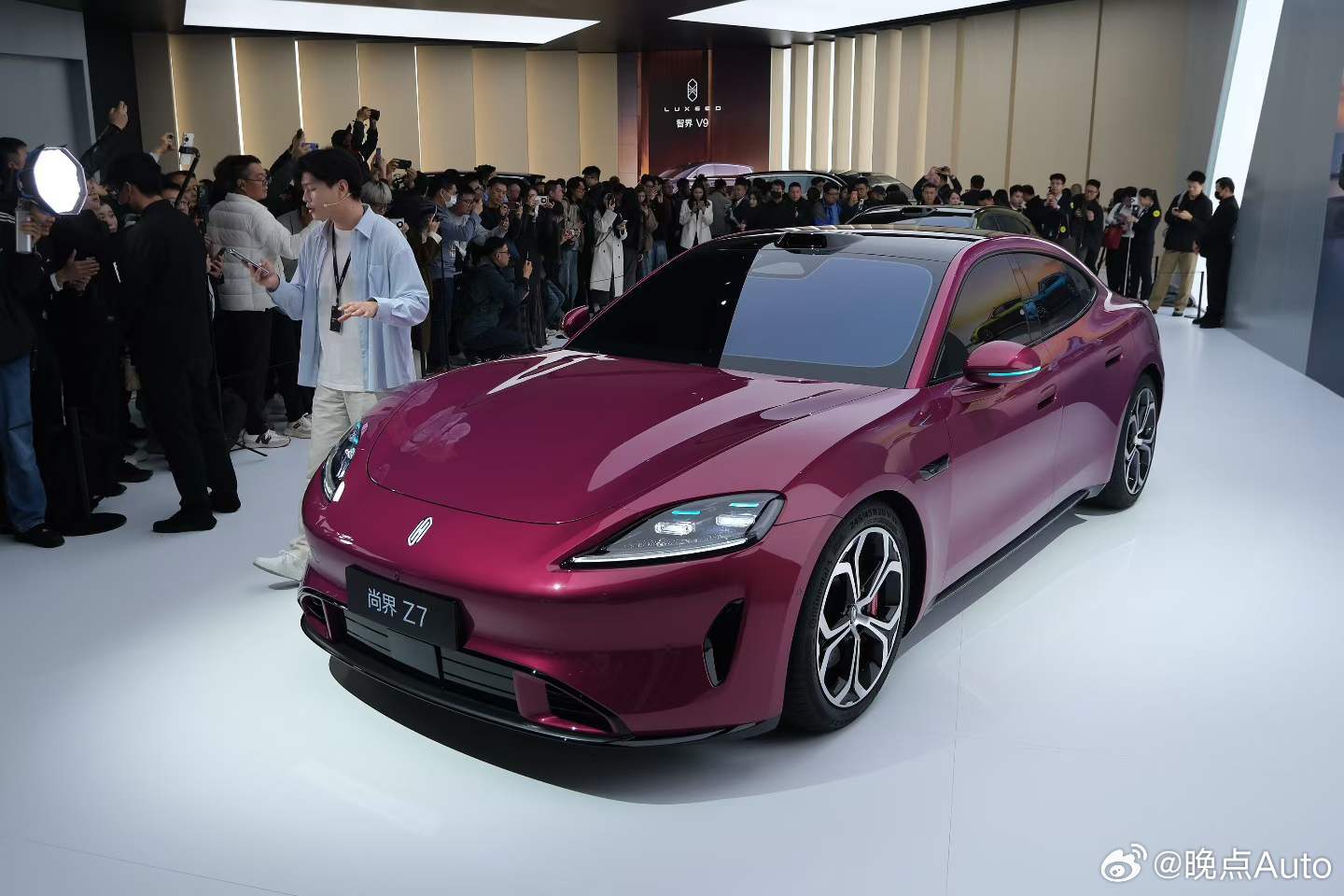 华为春季全场景新品发布会 3 月 23 日，华为春季全场景新品发布会在长沙举办。