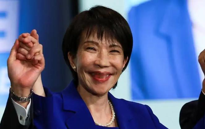 日本前首相曾提醒高市，当年中国免掉千亿赔款，是因给日本立了个死规定，这笔钱按当时