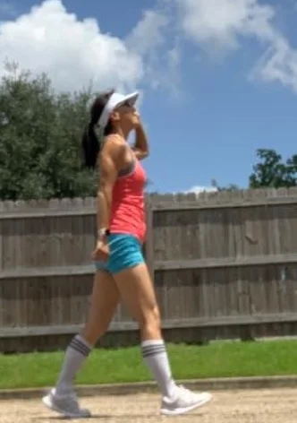 一顿健康的饭菜不会让你健康。 一顿不健康的饭菜不会让你发胖。 一次锻炼...