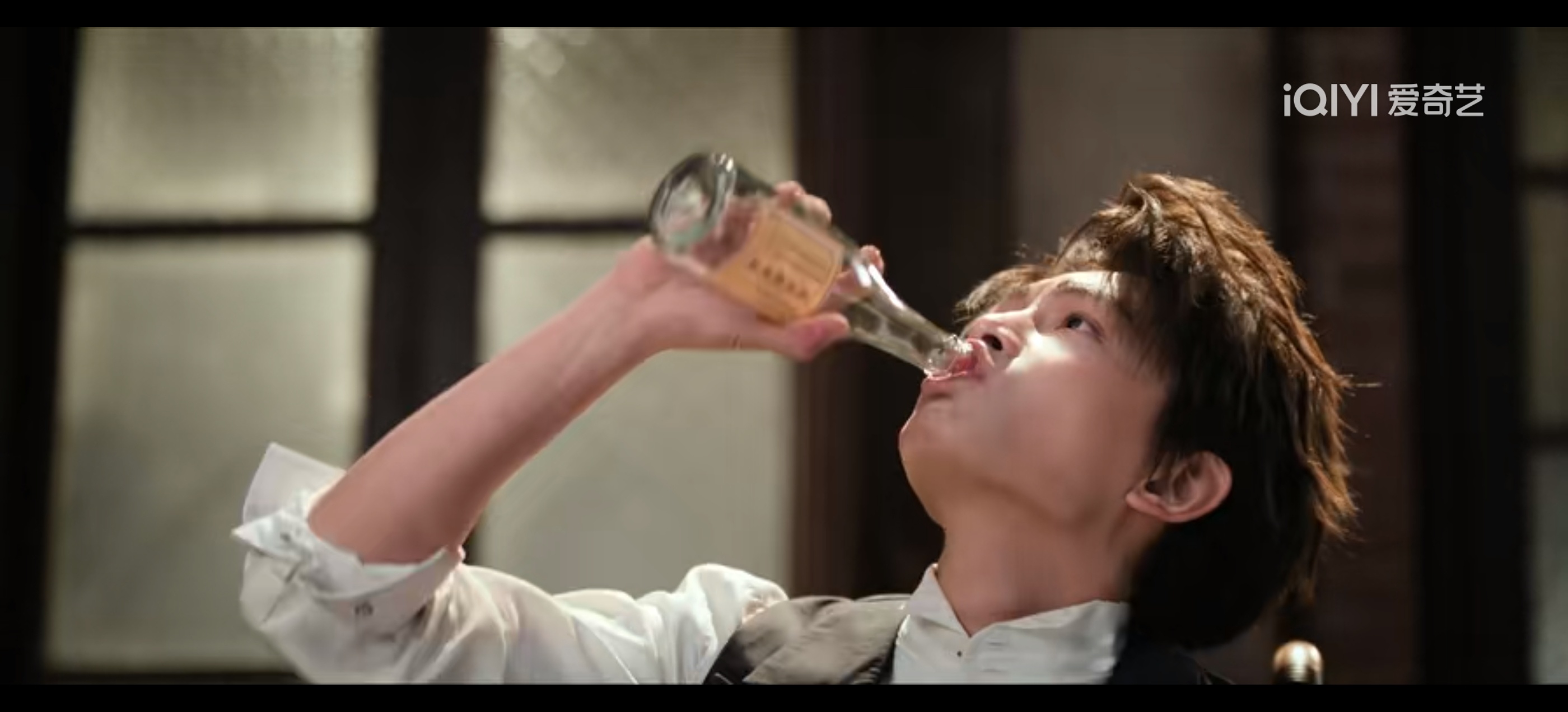 嘻嘻 这是盐仔喝的那瓶酒哦 