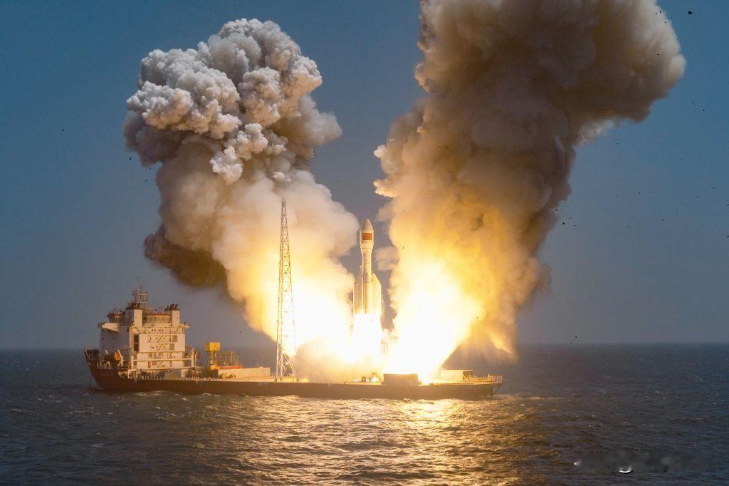 7月23日长征三号乙发射天链二号06星，标志着中国第二代中继卫星系统组网完成；7