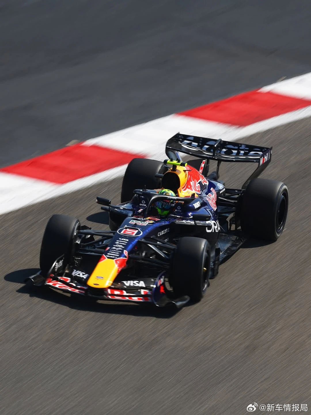 福特宣布重返F1赛场新车情报局 日前，福特中国宣布，福特汽车时隔22年后重返F1