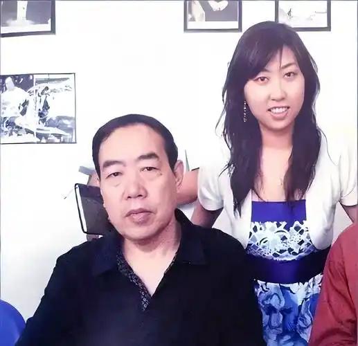 西北大学近日布告，曰将查贾氏浅浅论文抄袭一事。觉得甚好，只是来得迟了些。迟也不打