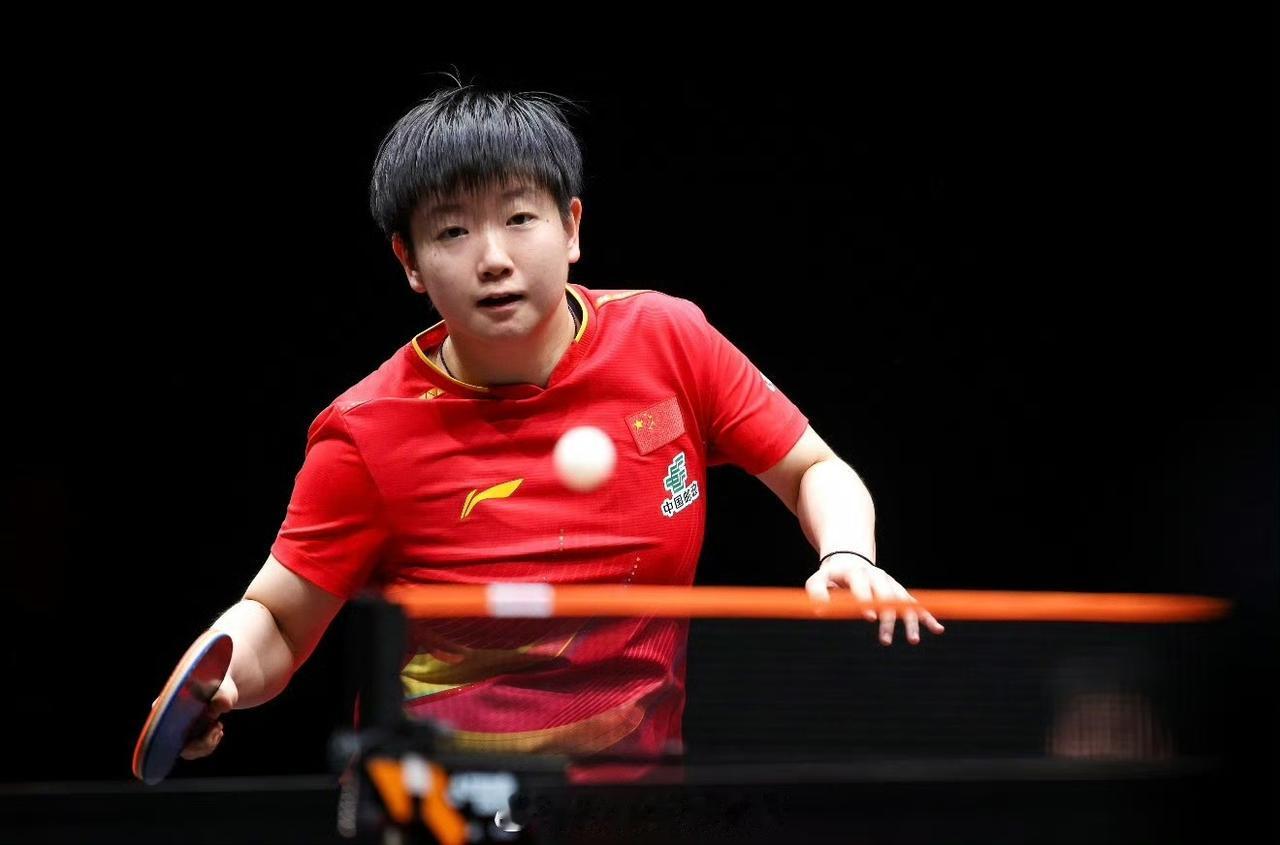 经过两天的角逐香港总决赛，男女单打八强全部产生，明天的赛程已经出来，女单四分之一