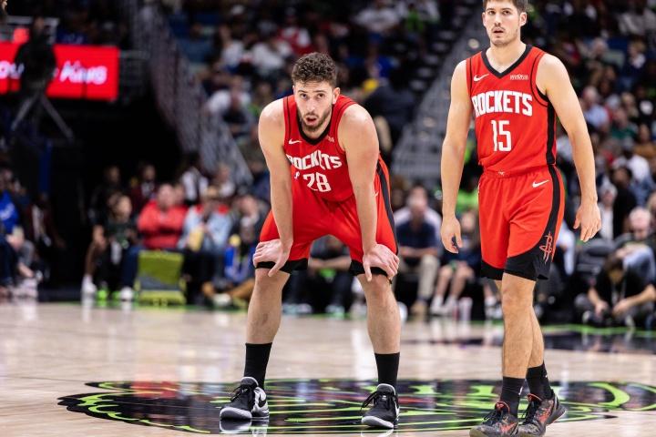 乌度卡点出火箭两大防守短板！谢泼德怕单打，申京难题在挡拆
看NBA上咪咕视频，火