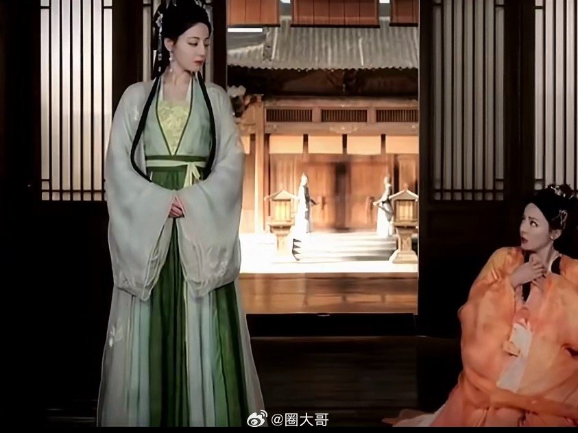迪丽热巴演恶女好带感 迪丽热巴在《白日提灯》这么会演，上一秒还在温柔的笑着，下一