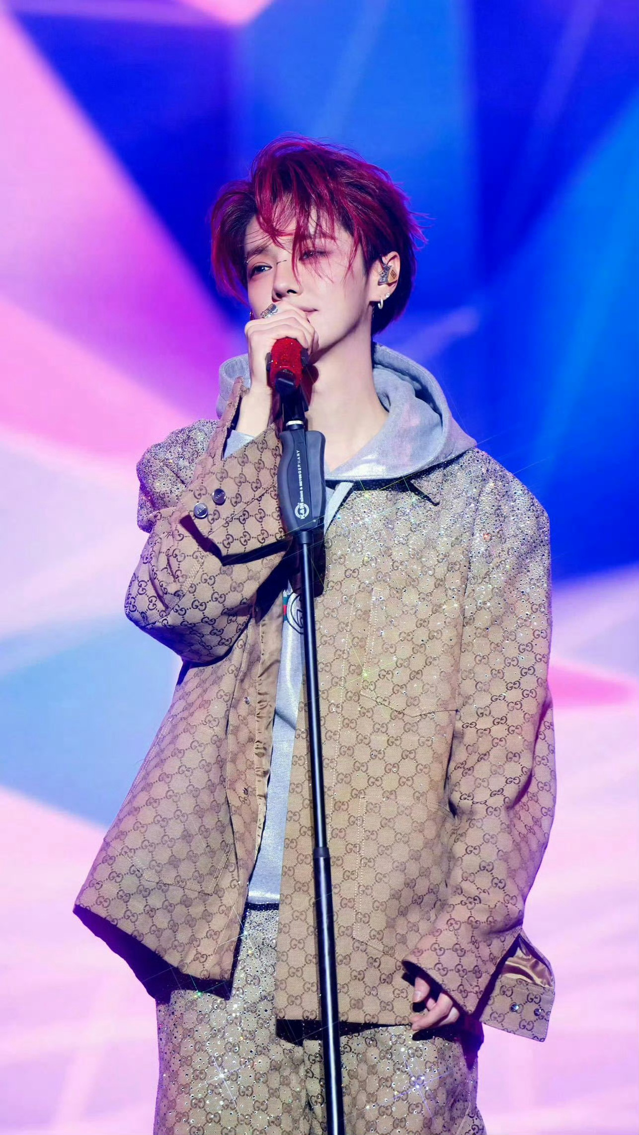 鹿晗去了周震南演唱会期待鹿晗的gapday音乐节哇
