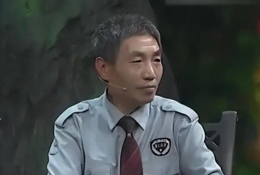 1970年云南地震时，一名老兵徒手救出了14名女兵，谁料，45年后，她们得知这位