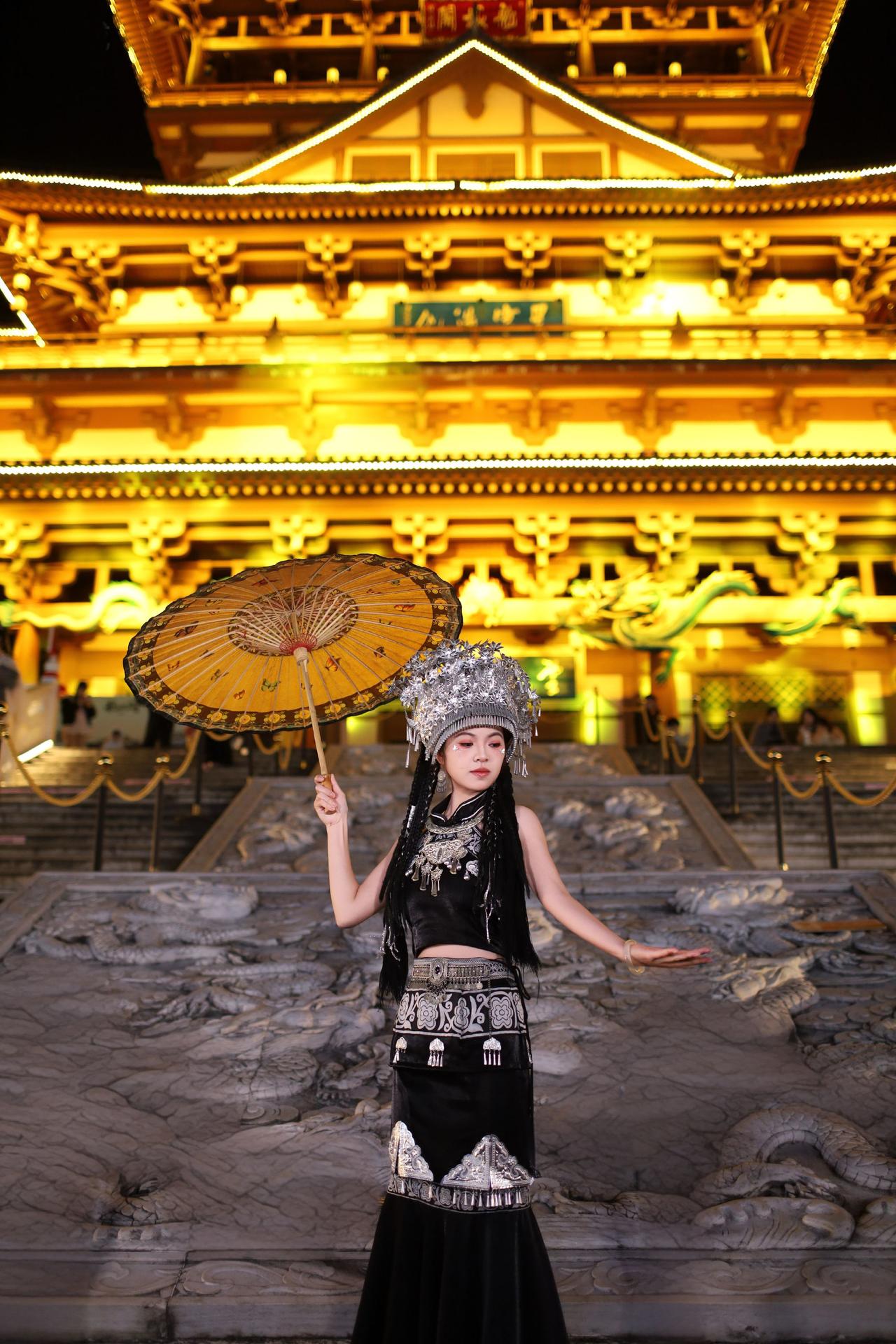 偶遇古镇，随拍几张少数民族风情 国风古韵 少数民族的魅力 东方美