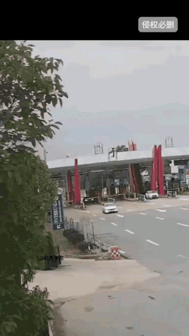 又把我这个老司机整懵圈了！上次发了个视频，不知道是谁的责任，被老铁们奚落了半天，