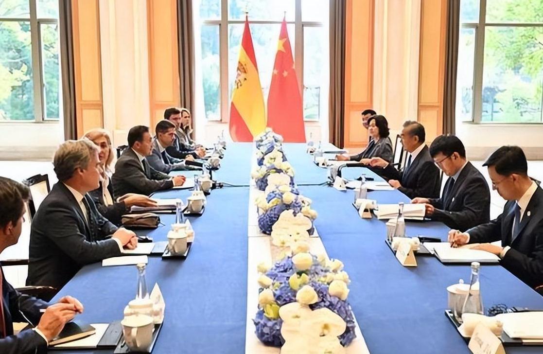 西班牙弃美投中：北约伙伴的战略觉醒？

西班牙首相桑切斯访华，其实是大国博弈中的