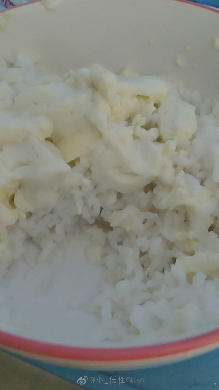 正宗的宝宝饭，够清淡吧，水蒸蛋 