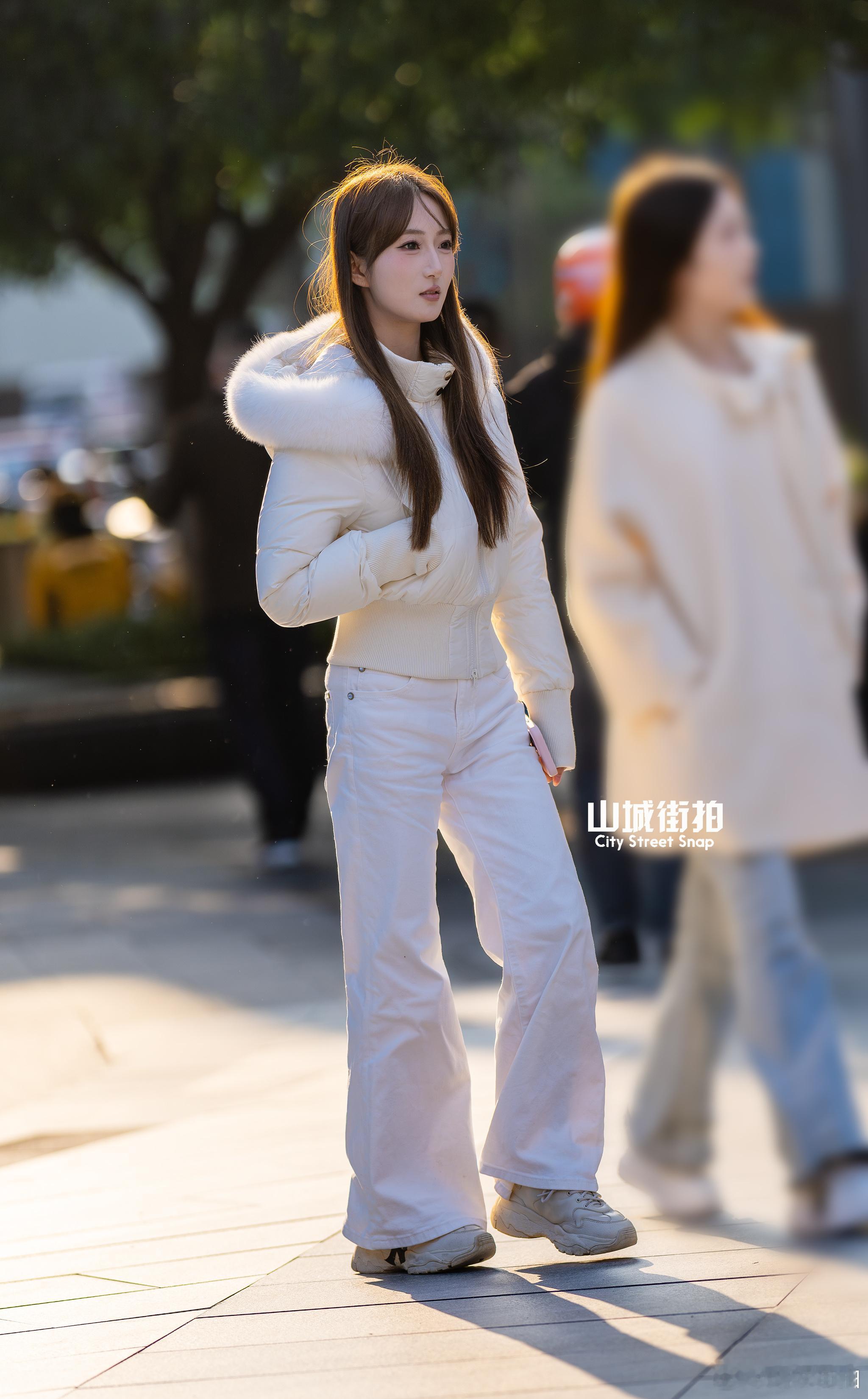 灰尘都清晰可见~ 