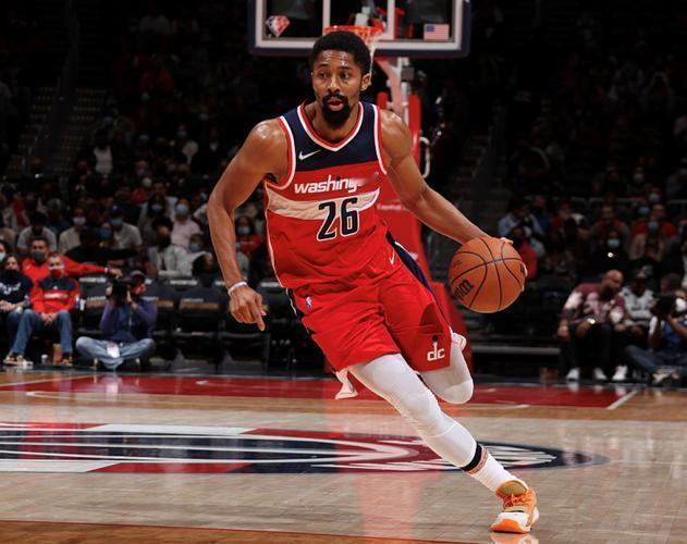 NBA全明星级旧将丁威迪

斯宾塞·丁威迪是NBA赛场的知名流浪后卫，也是202