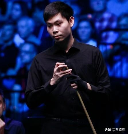 巩晨智4-2击败常冰玉，赢得中国德比；贺国强4-3绝杀阿贾布，艰难晋级；吕昊天不