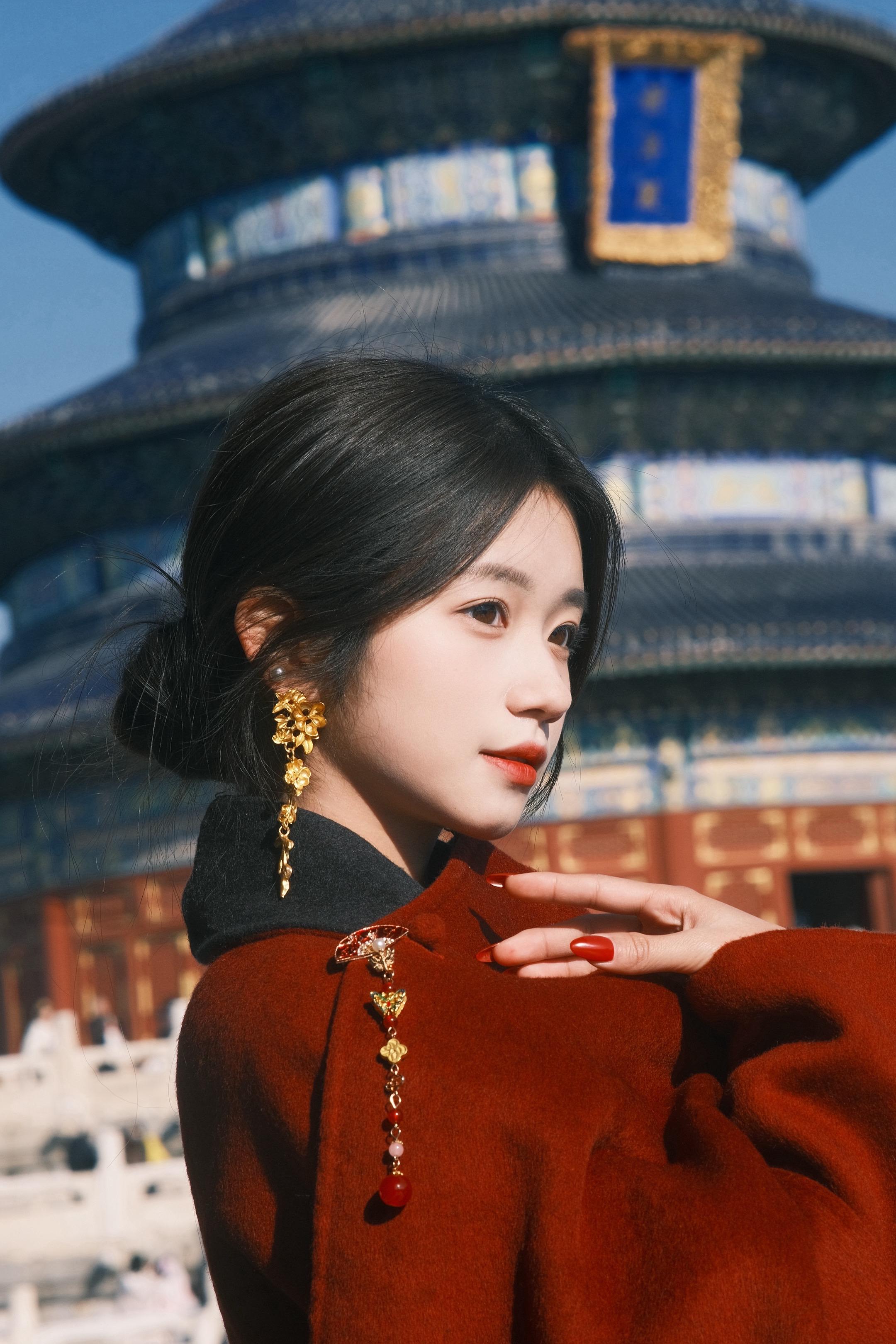 我不要什么恨海情天 我要我的前途如日中天。