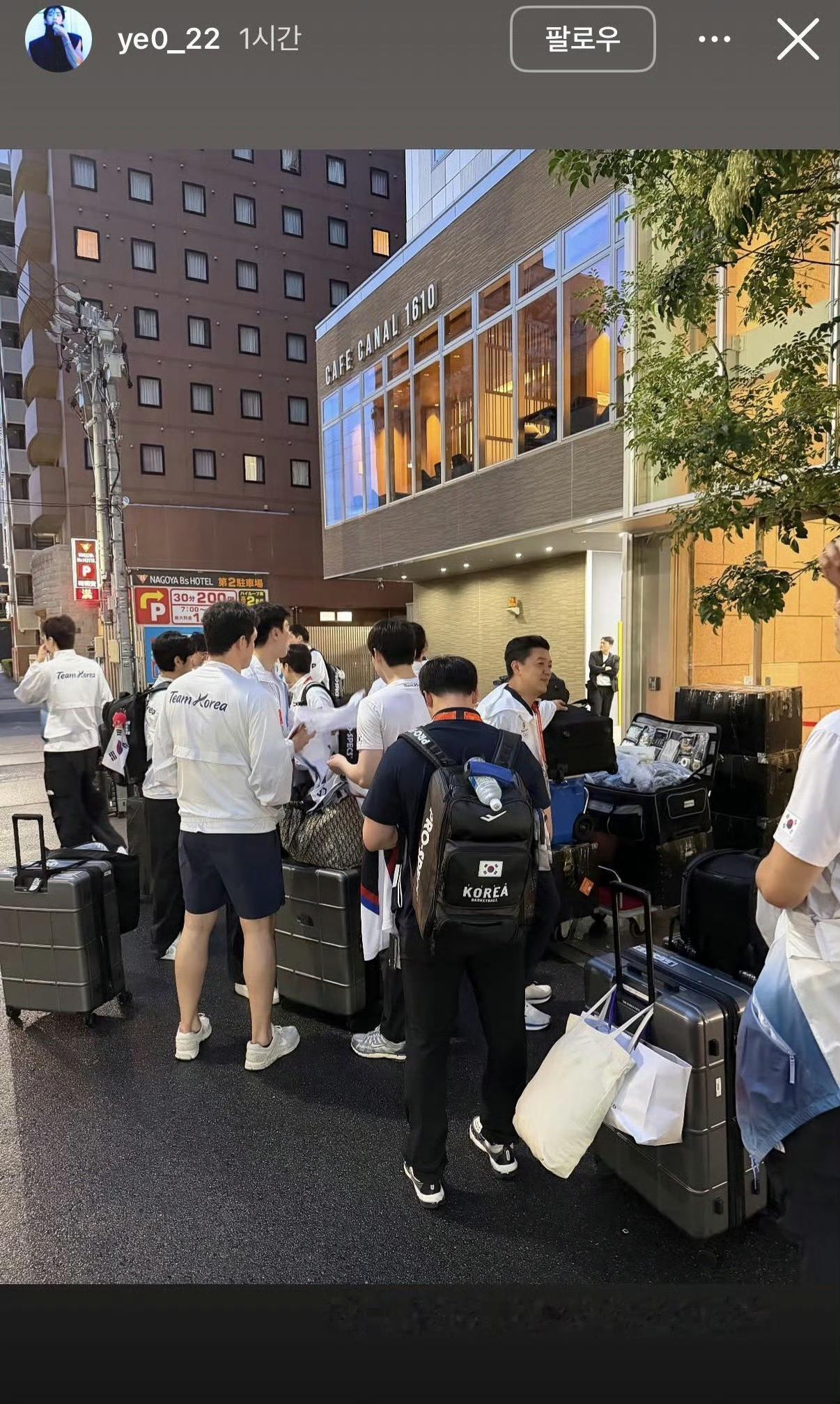 韩国男篮运动员发文，夺冠回国被日本放鸽子，说好让大巴送他们去机场，可是等来等去没