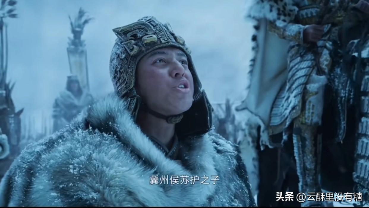 电影《封神》第一部开篇，殷寿率质子军团攻打冀州城。第一幕便是一场充满法理与人伦冲