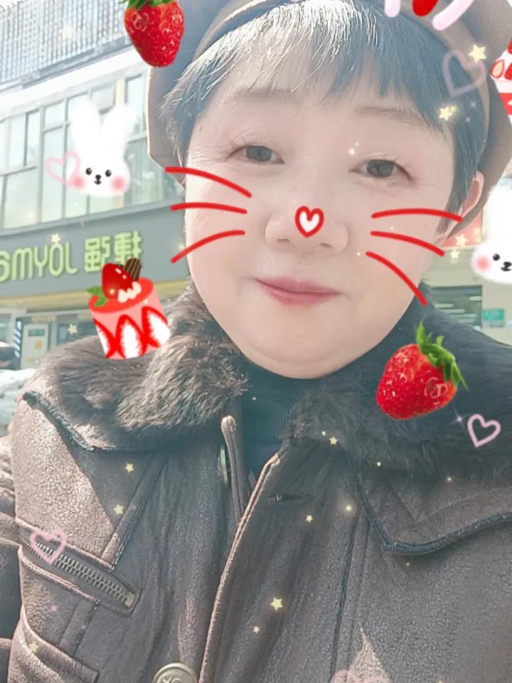 这是我每天必到之处，前年女儿和外孙女来看我，雇主家住不下，我就把他们送这个宾馆，