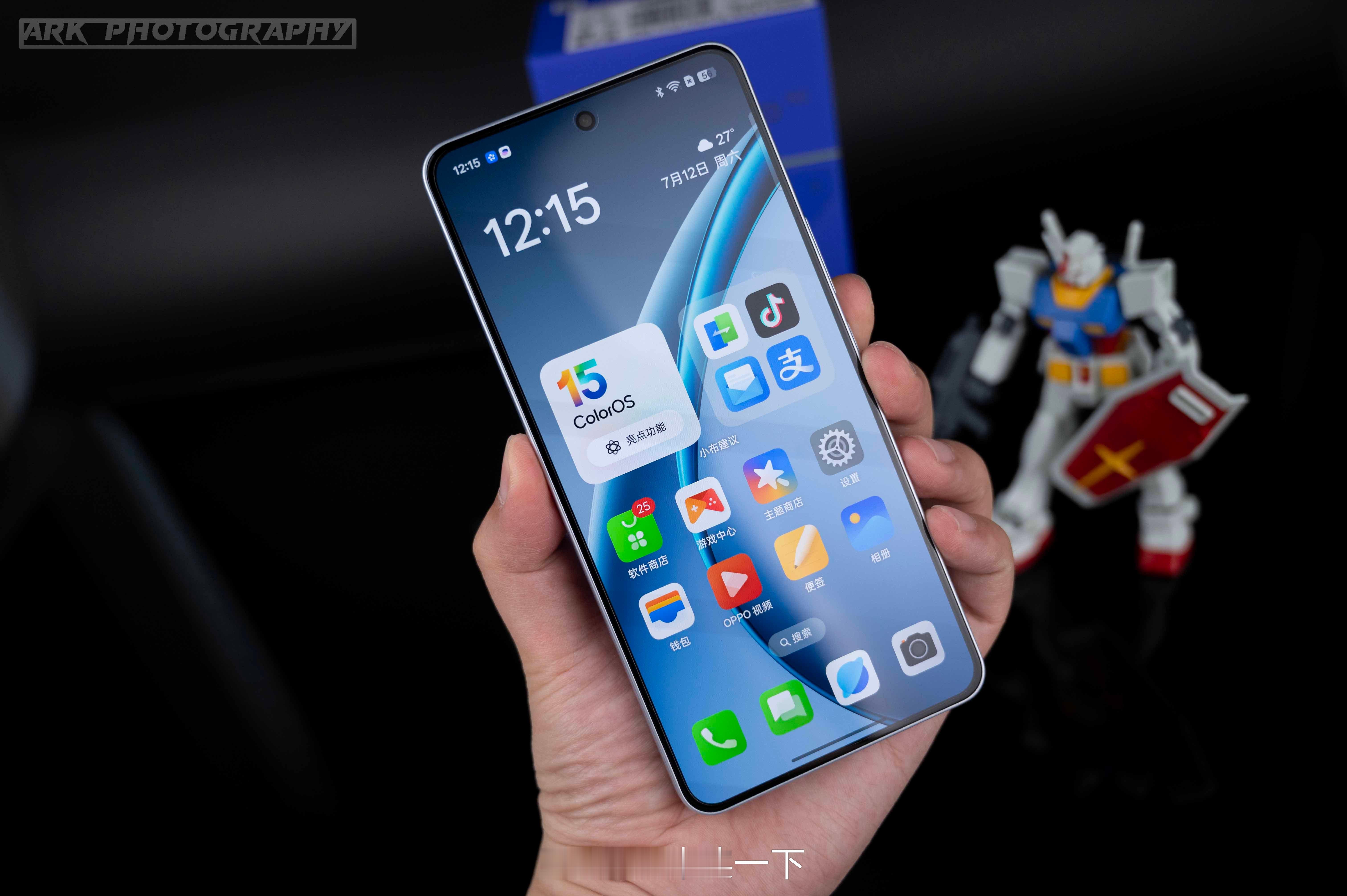 不怎么打游戏的我最近晚上在家里都会来用OPPO K13 Turbo Pro几次使