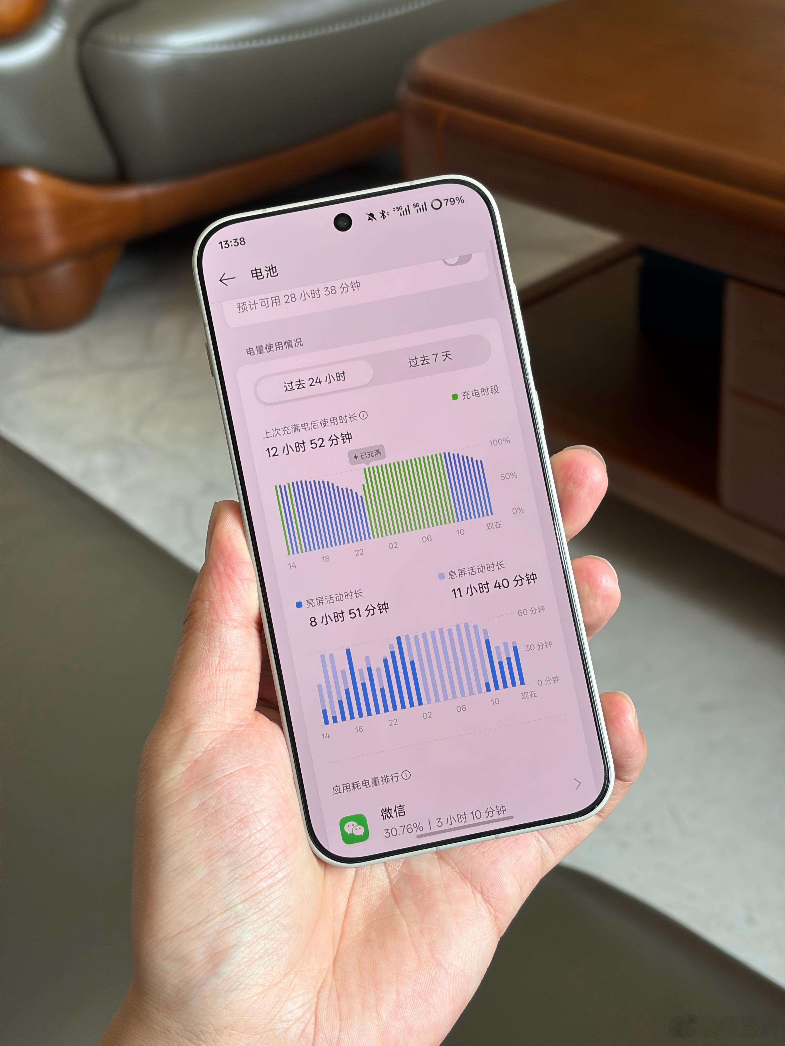 用来用去还是一加15顺手，极致流畅，拍照够用，品质感在线，镜头还不凸起。体验最好