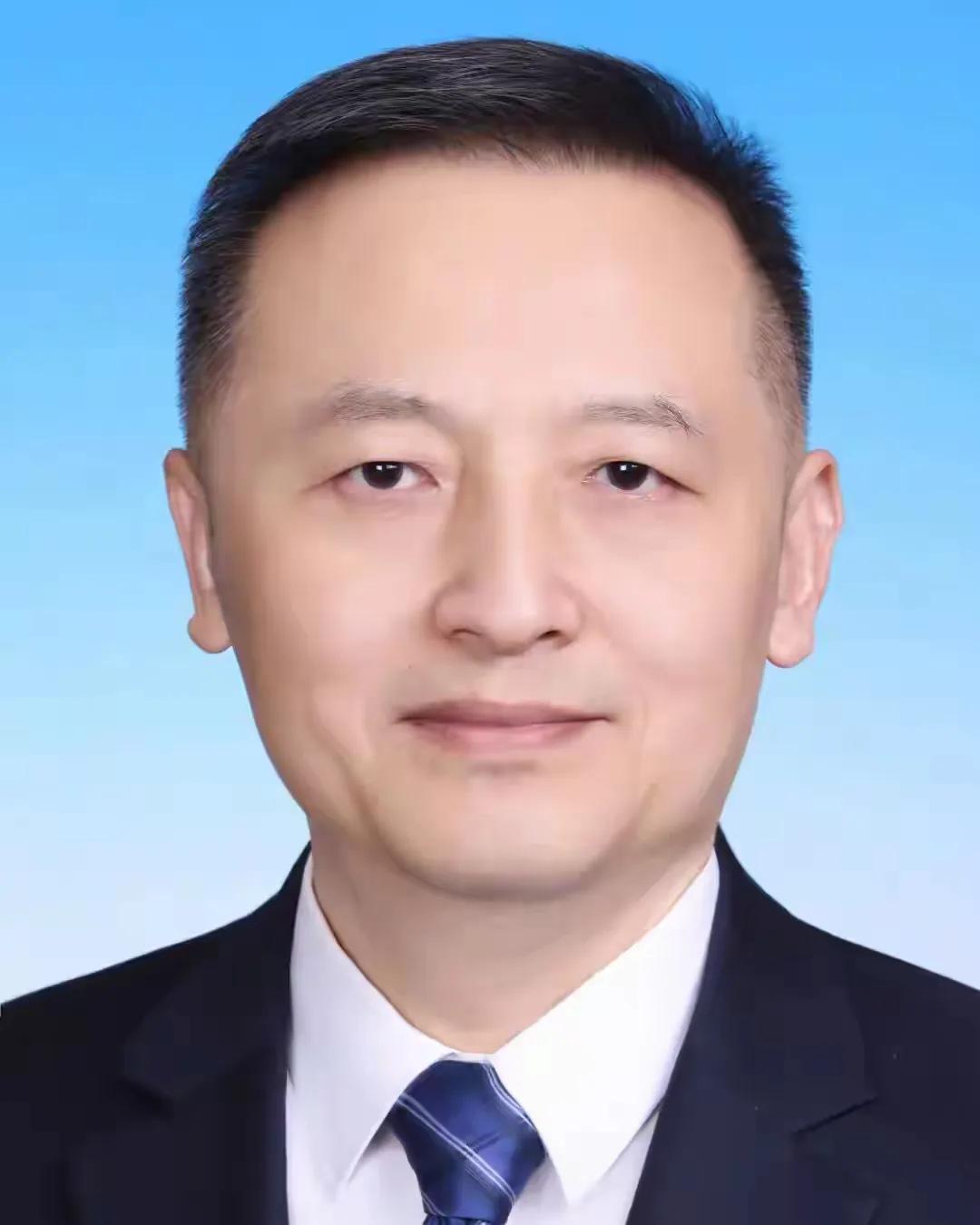 北影这回领导班子调整尘埃落定，恭喜张健任北京电影学院党委书记

5月9日学校开了