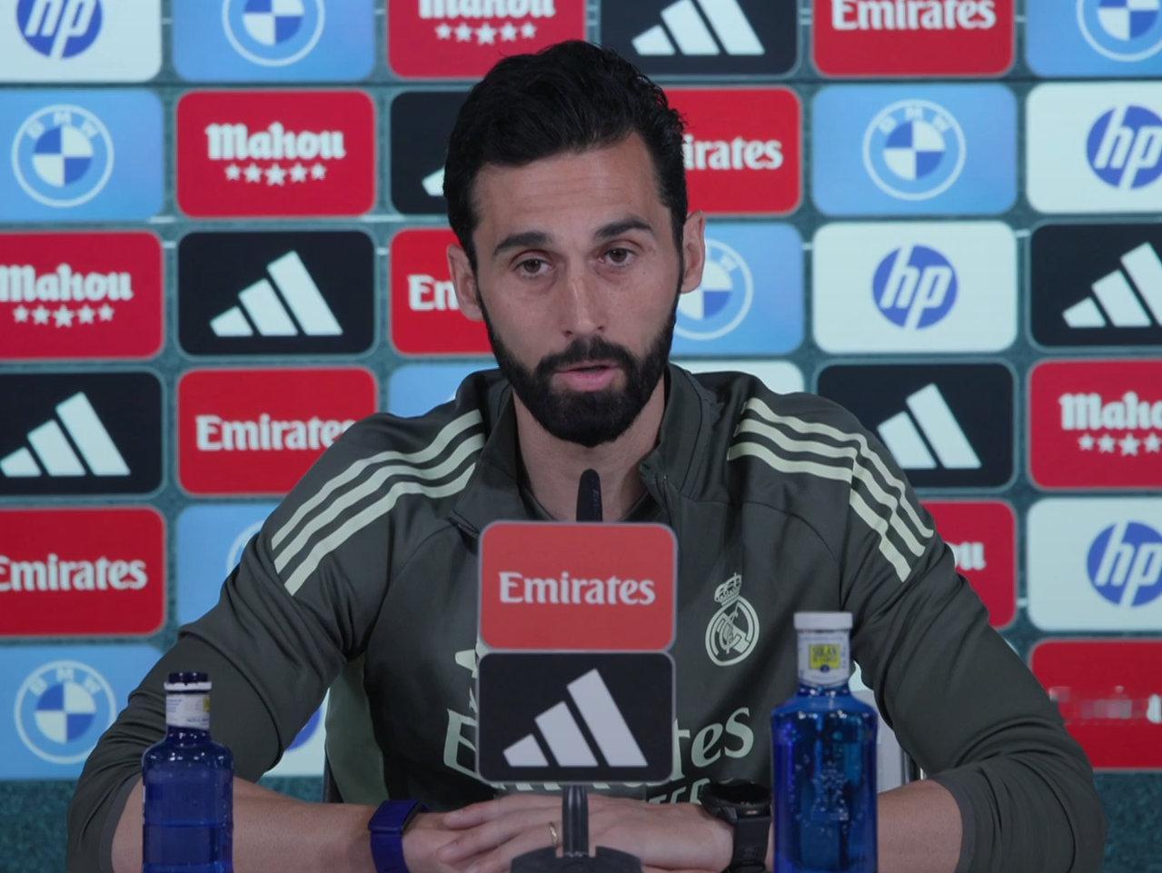 阿韦洛亚在对阵赫罗纳赛前发布会：【难道只有姆巴佩需要日复一日保持状态吗？】“不只