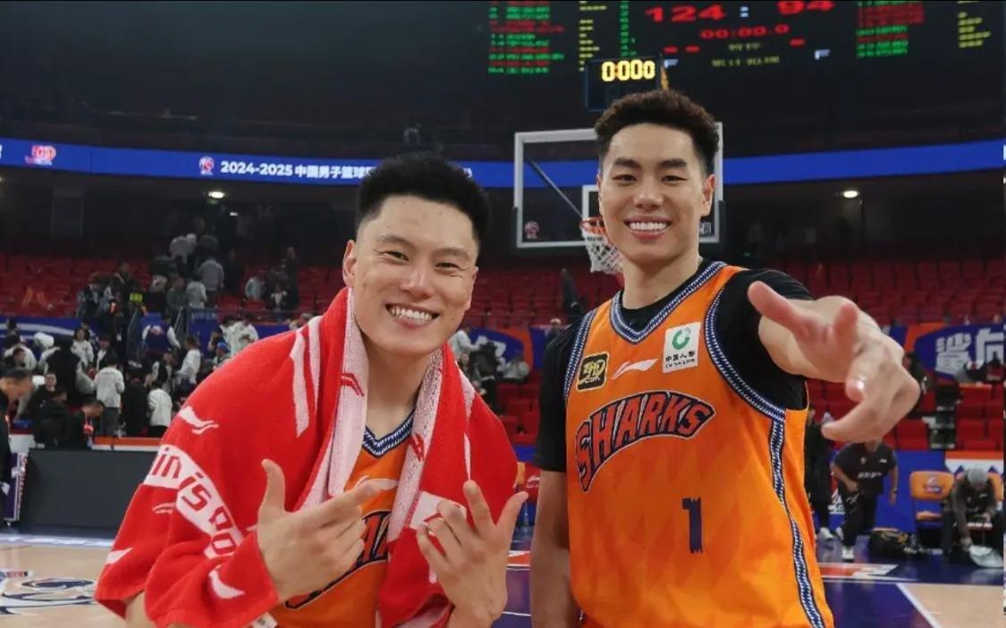 场均不到 21 分钟却狂轰 21 分，这个被“忽视”的上海本土后卫，凭什么完爆国