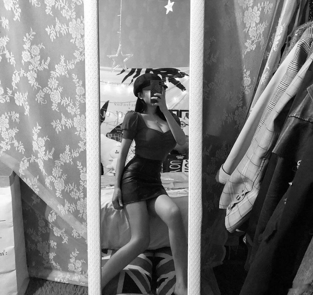 得了千钱想万钱 当了皇上想成仙 