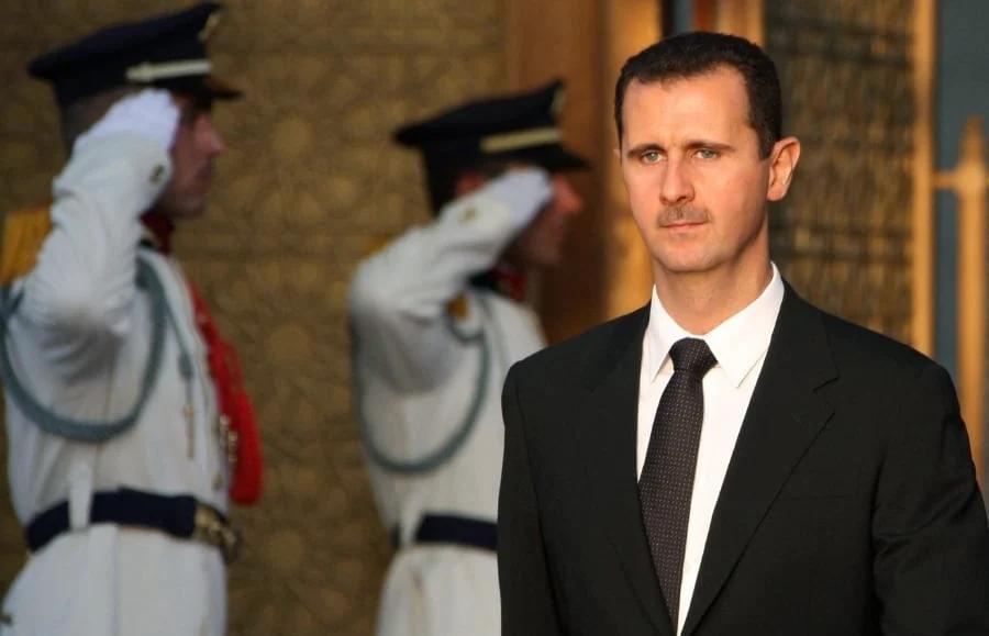 叙利亚前领导人阿萨德打算重启眼科医师的专业，目标客层是俄罗斯权贵。
 叙利亚前独