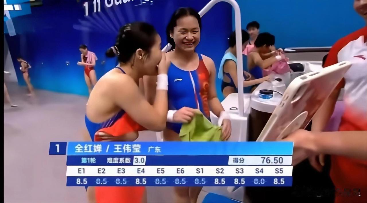 昨晚全运会女子跳水团体决赛，伤愈复出的全红婵发挥稳定，裁判全给8.5分，与之一争