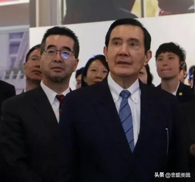 今天，吴子嘉在节目中说，“马英九声明与萧旭岑“划清界限”，这个声明的背后，马英九