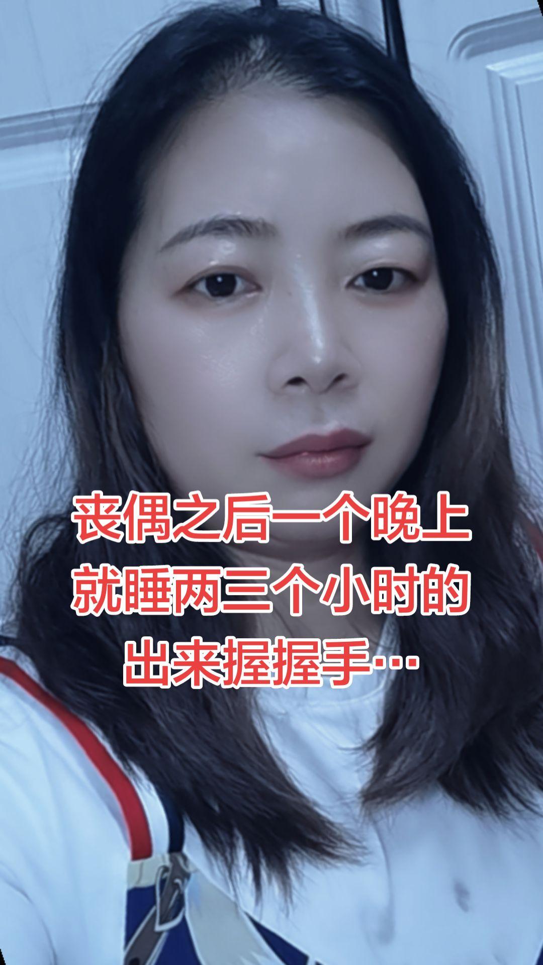 心酸的是
那个能让你笑的人
最后却让你哭了
遗憾的是
那个说要陪你到最后的人
却