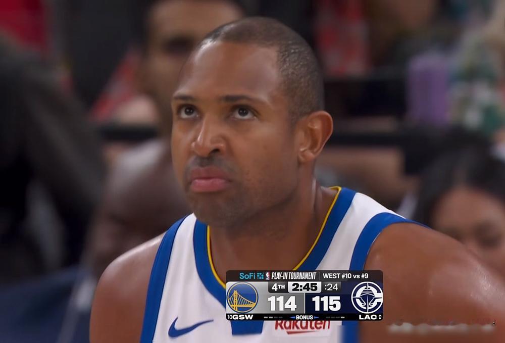 全场喊着库里的名字，但真把快船摁死的，是那个被骂了半个赛季“养老”的39岁老将。