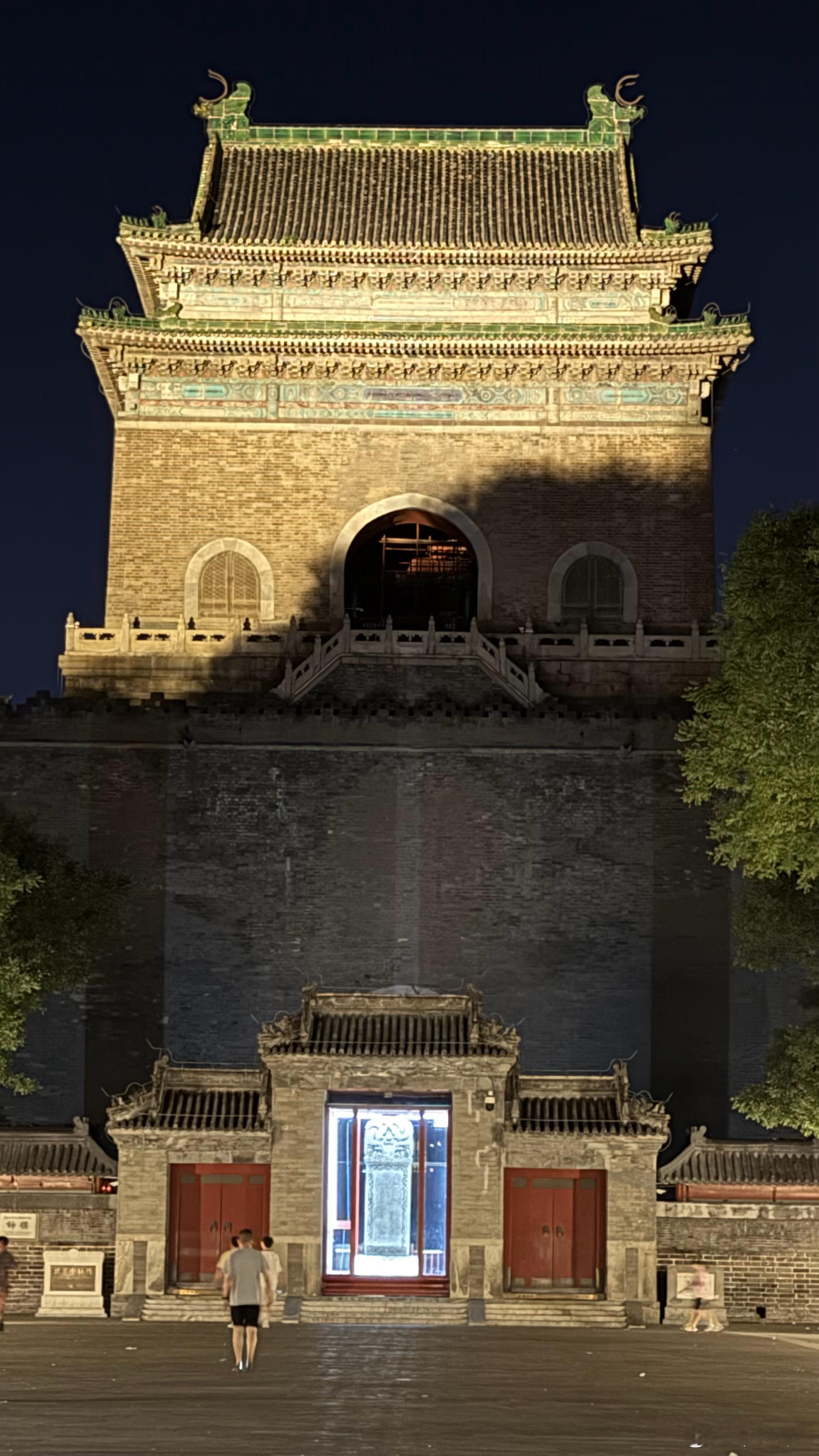 昨晚，北京钟楼 北京·钟鼓楼文化广场