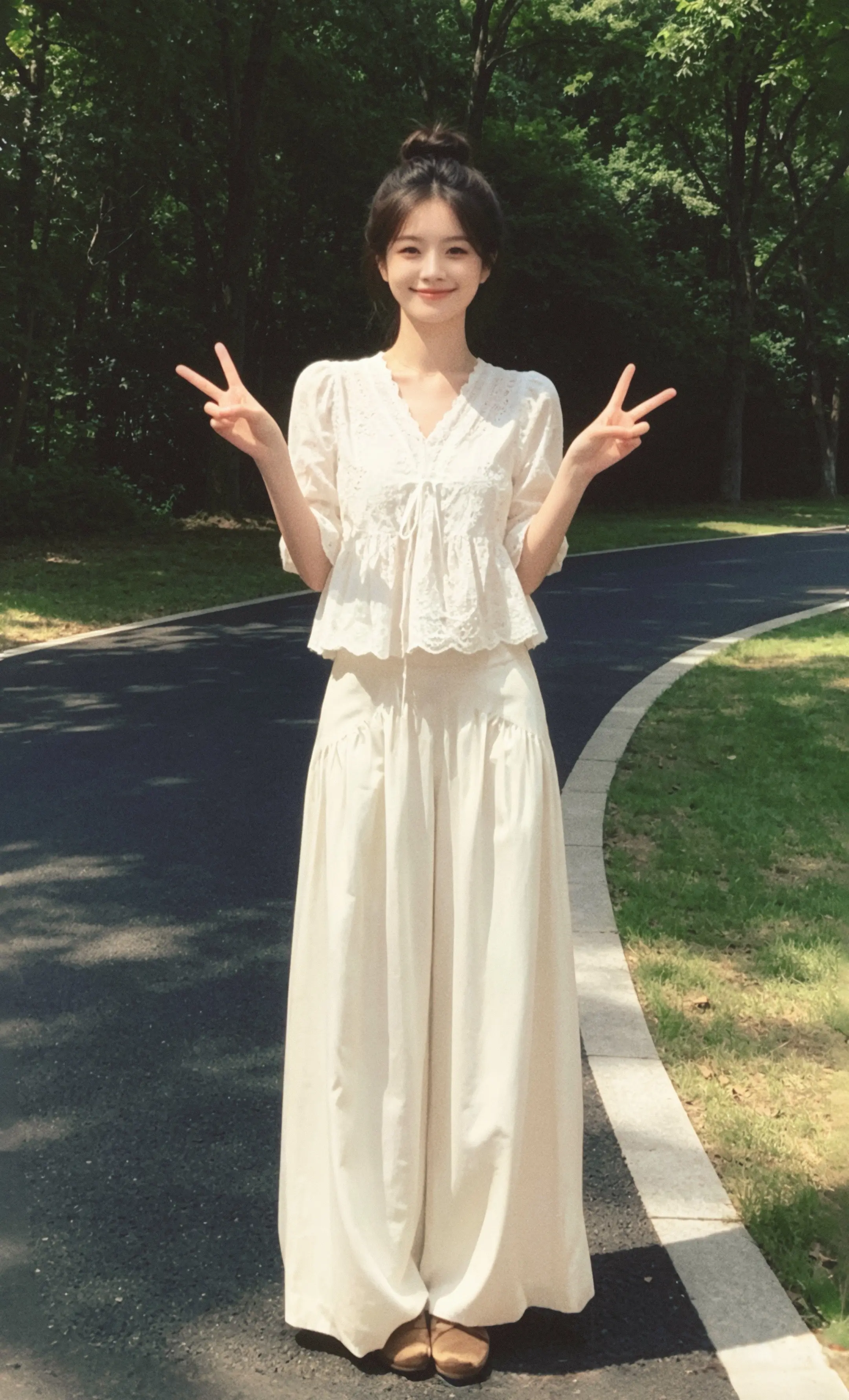无法拒绝温柔感小裙子 优雅气质连衣裙 夏日松弛感穿搭 仙气穿搭 穿美裙赴夏日之约