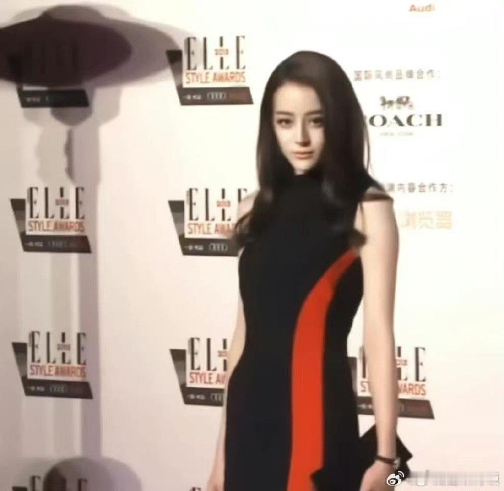 10年前的迪丽热巴，超凡美貌， 