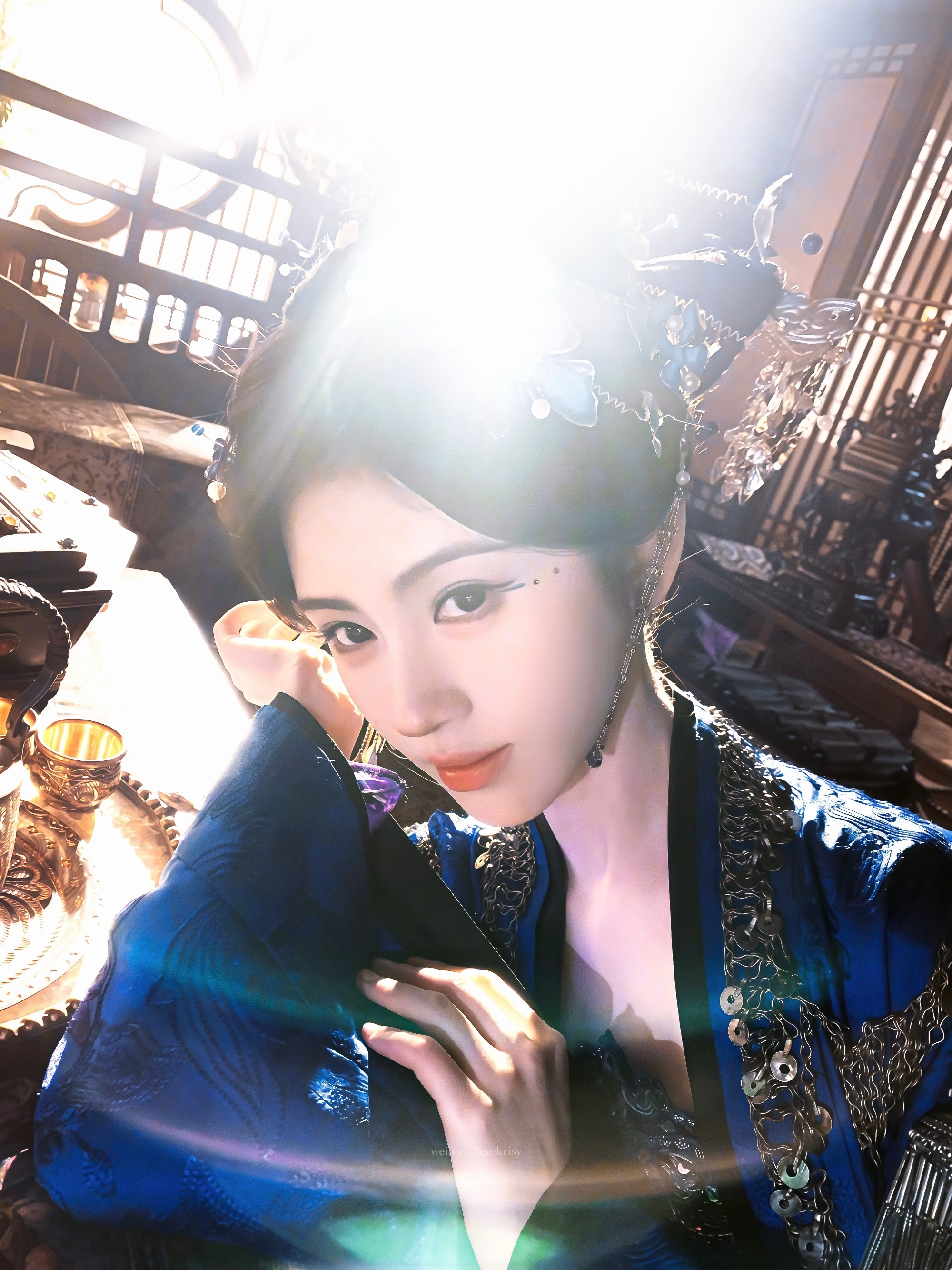 鞠婧祎 jjy鞠婧祎露芜衣 jjy鞠婧祎月鳞绮纪 “玫瑰花瓣飘落海岛，思念随风飘