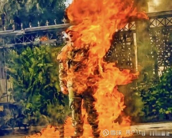 自焚美军以死明志，临终遗言振聋发聩，美国“领袖”形象跟着陪葬美国空军士兵，放弃大