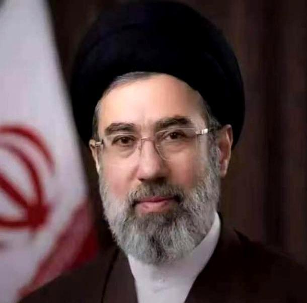 动手了！
委内瑞拉大换血，内奸藏不住了！
委内瑞拉新总统动手解除委国防部长职务，