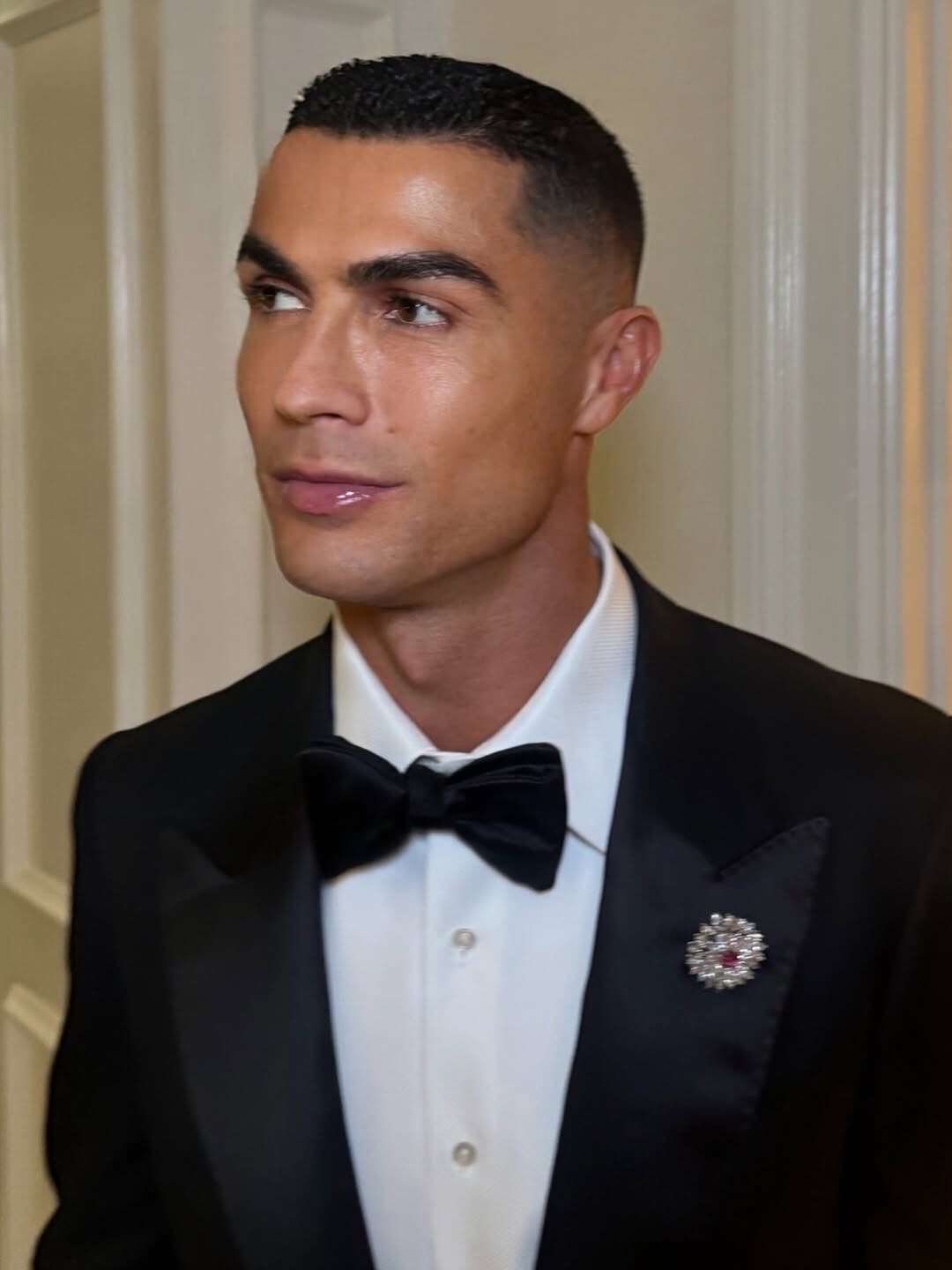 看着那么像替身呢 