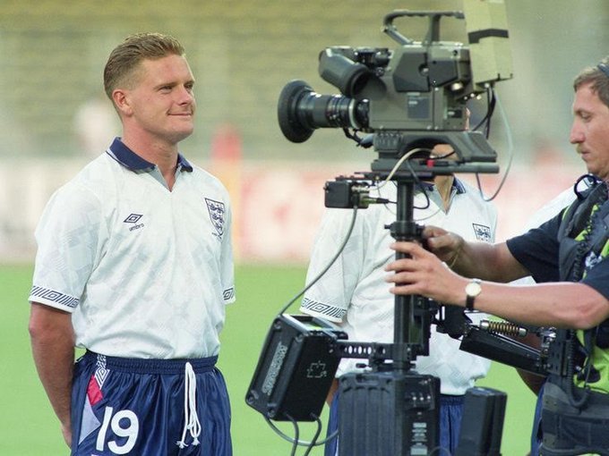 【老照片】 世界杯 Gazza, 1990.🏴󠁧󠁢󠁥󠁮󠁧󠁿 