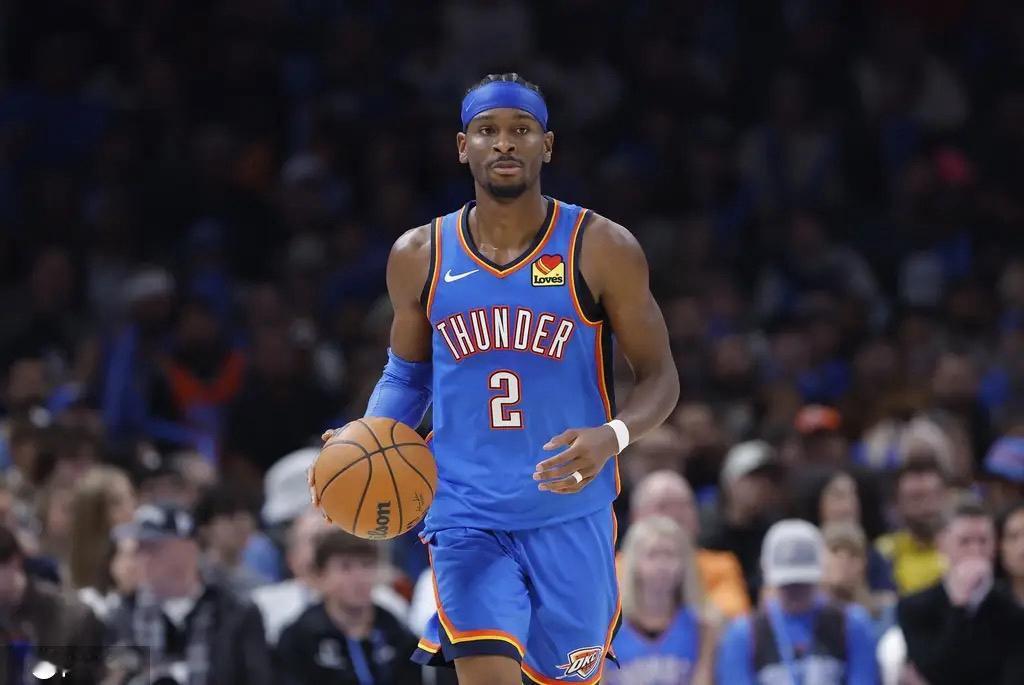 NBA常规赛，主场作战的雷霆以137-106击败鹈鹕，雷霆取得7连胜，鹈鹕遭遇6