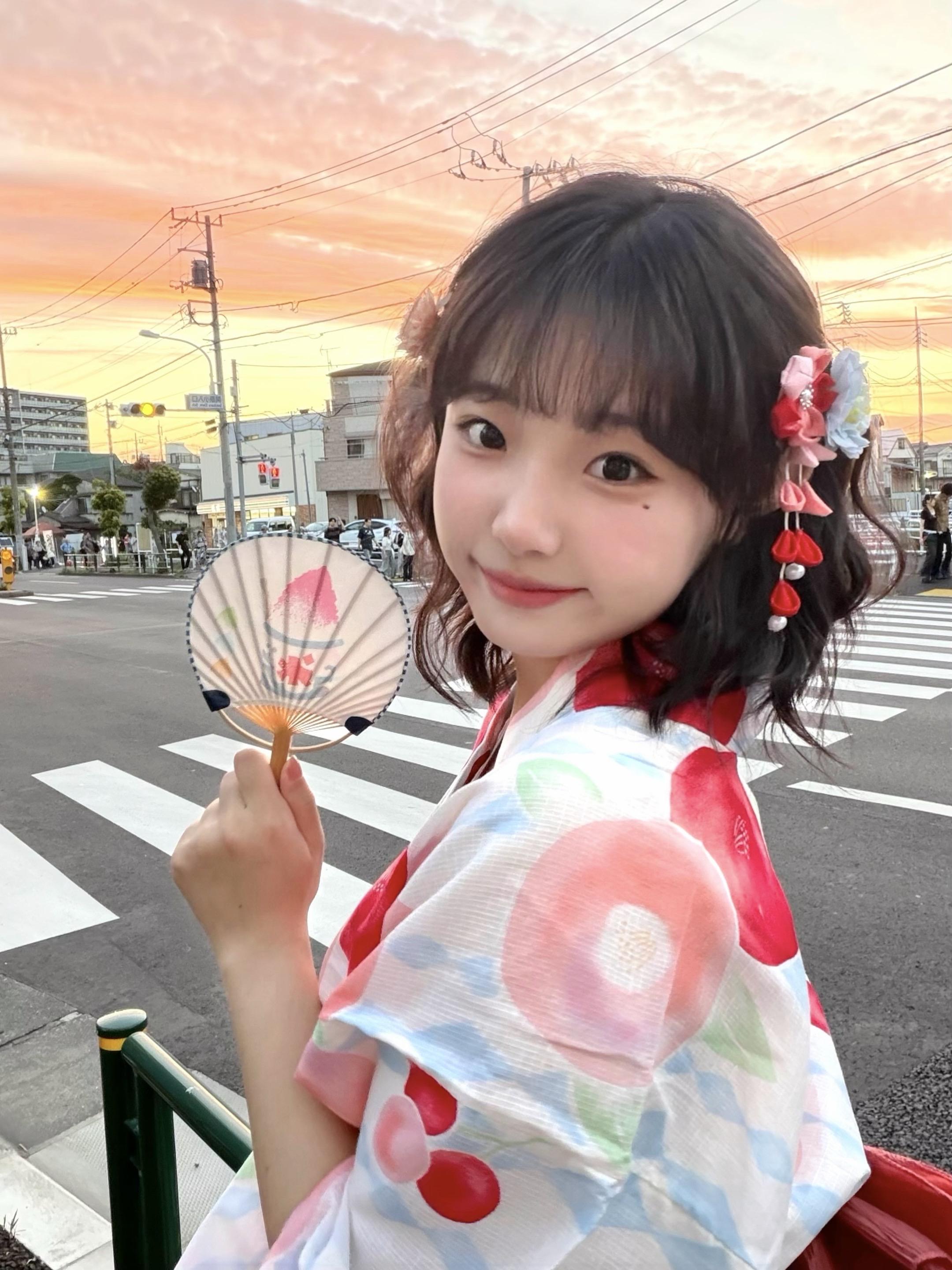 去看花火大会的路上 空气里都是夏天的味道