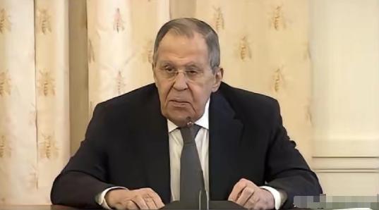 中东格局剧变！俄伊敲定军售，拉夫罗夫硬刚美国，双标行径被戳穿

俄罗斯计划向伊朗