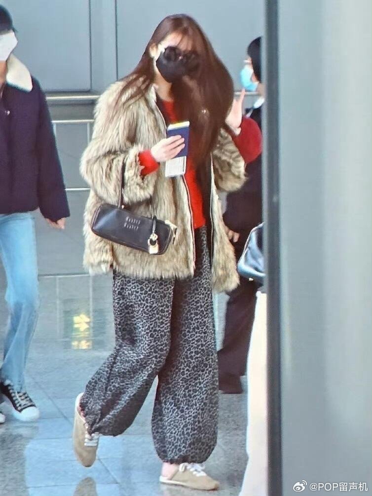 张元英的穿搭kkkk 